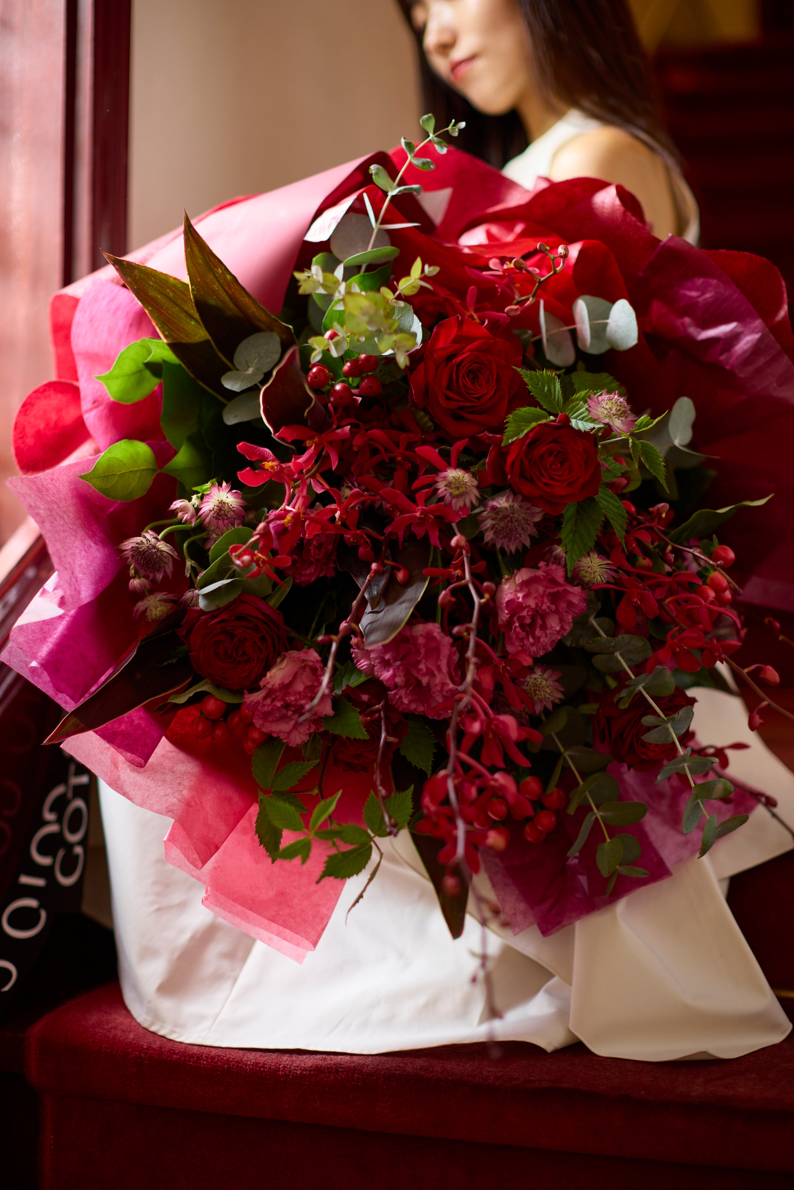 Crimson Elegance I 花束-ゴトウフローリスト