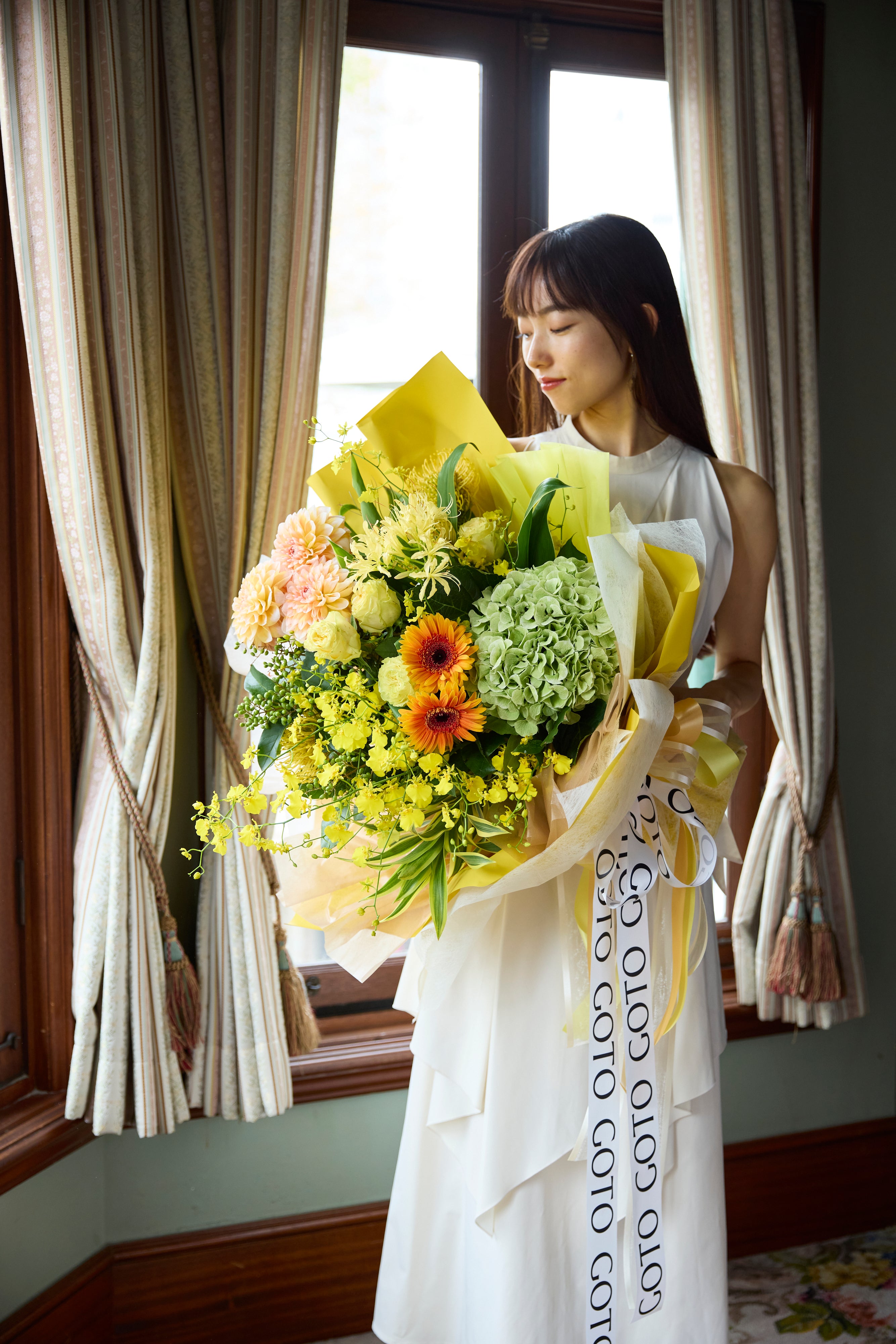 Sunshine Bliss I 花束-ゴトウフローリスト