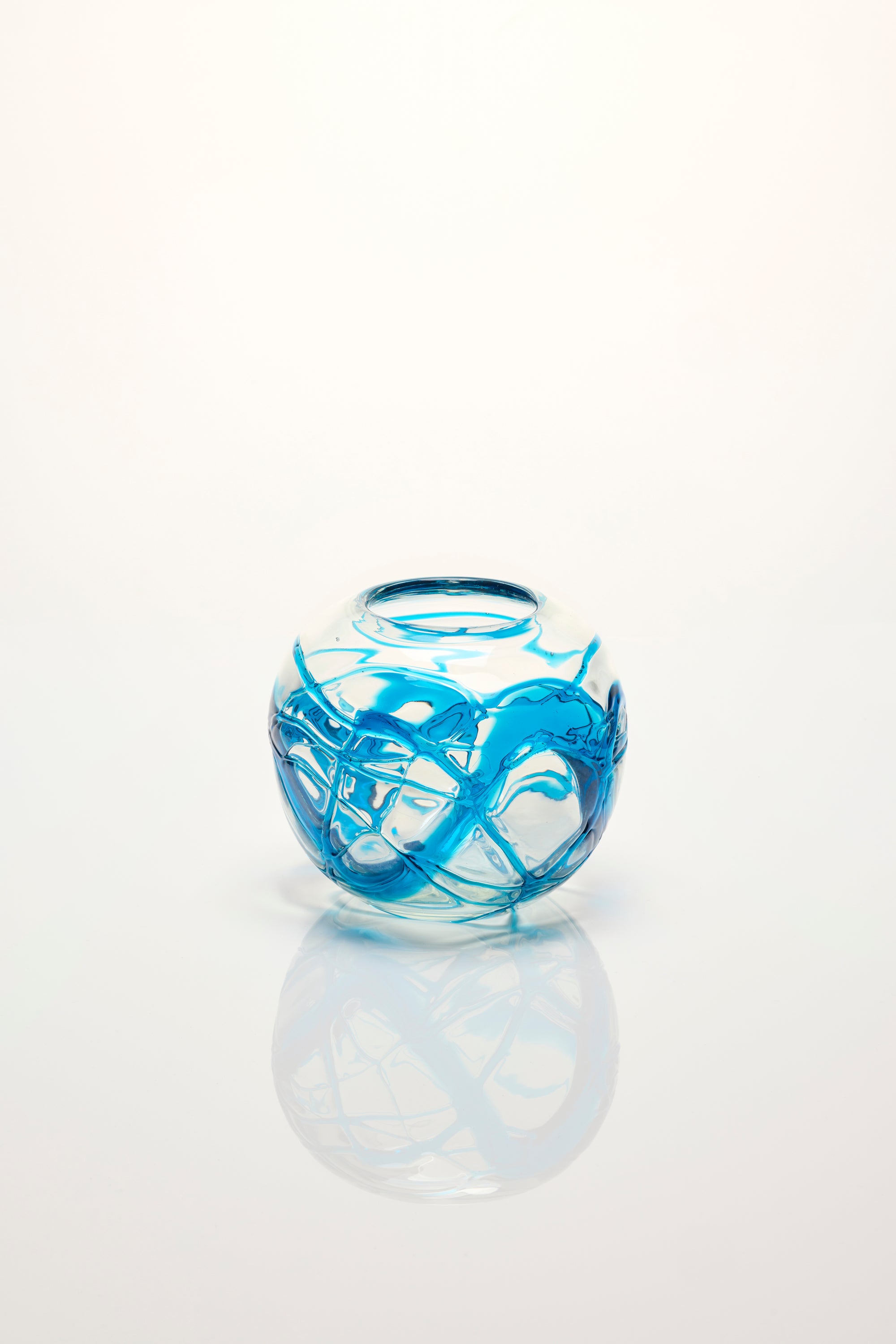 Azure Breeze Vase 《アジュールブリーズ・ベース》