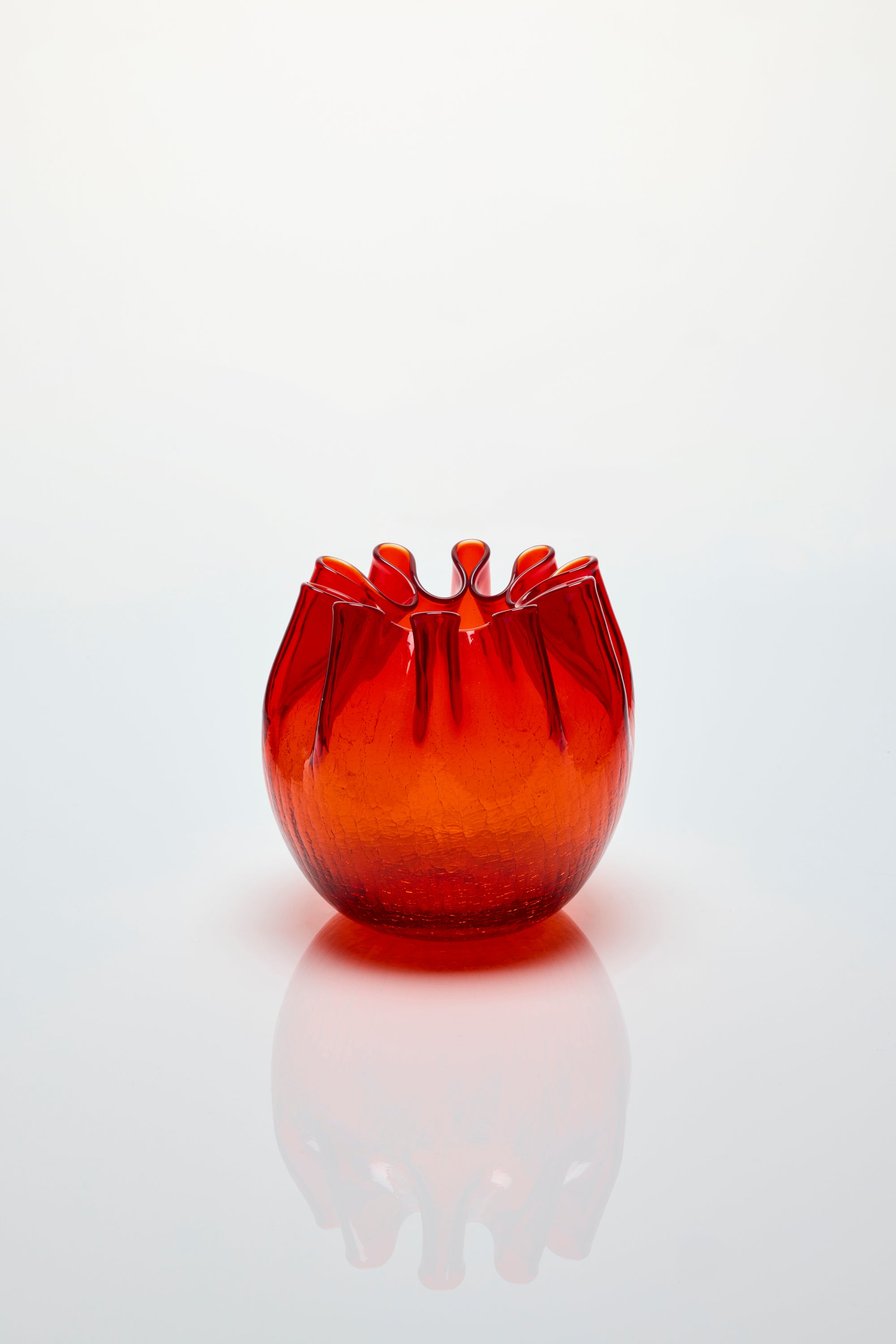 Scarlet Orb Vase 《スカーレットオーブ・ベース》