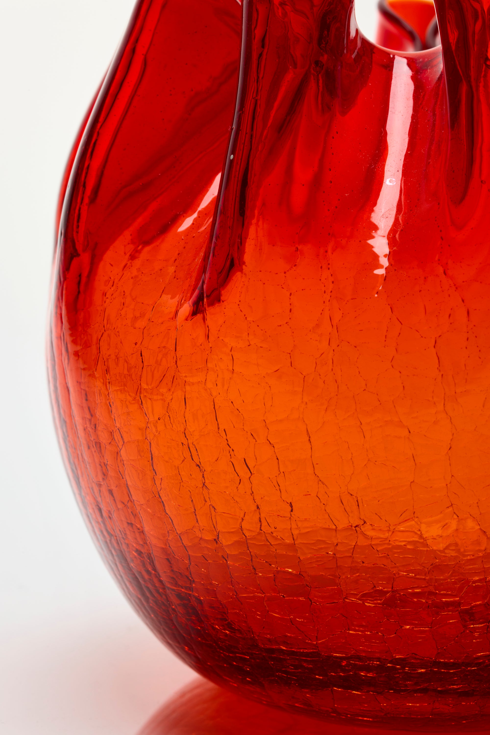 Scarlet Orb Vase 《スカーレットオーブ・ベース》