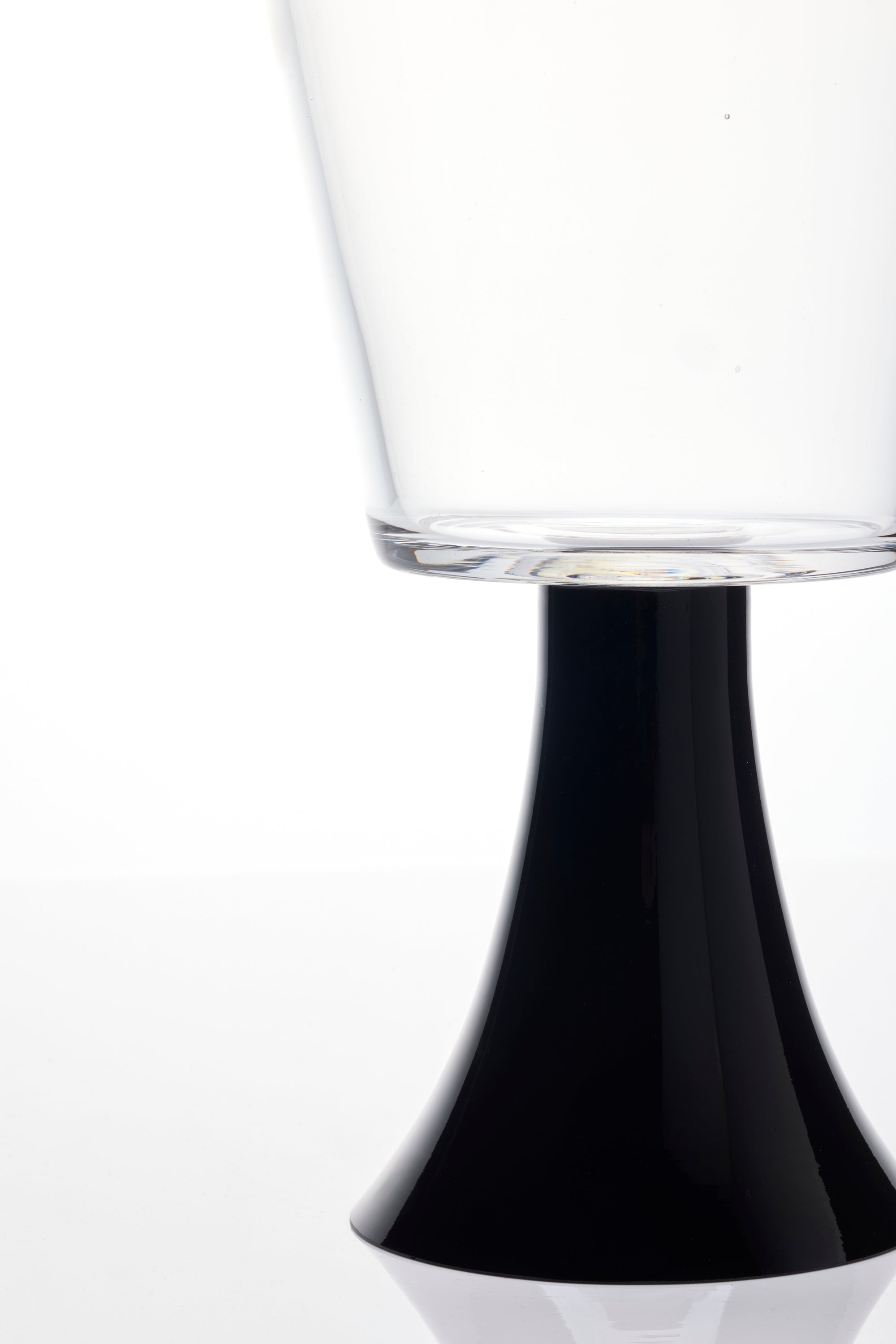 Monochrome Balance Vase 《モノクロームバランス・ベース》