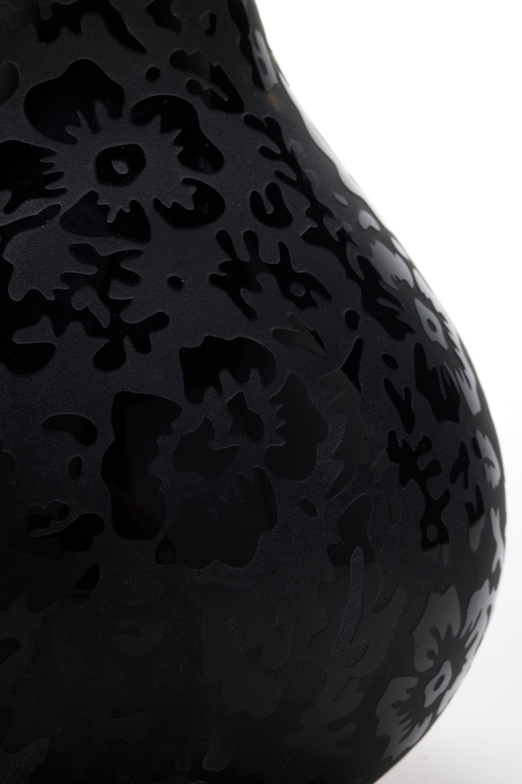 Obsidian Nest Vase 《オブシディアンネスト・ベース》